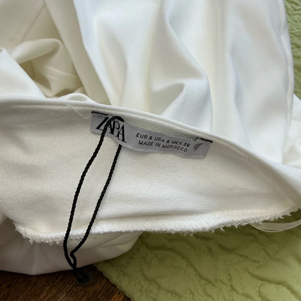 Zara Puff Sleeve Crop Top - Picture 5 of 5